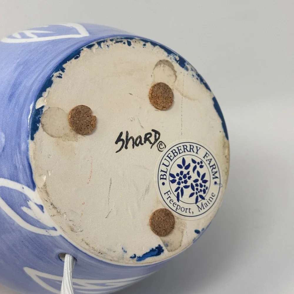 Blue & White Ceramic Table Lamp Leaf Pattern 9